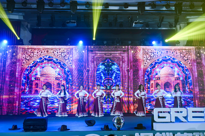 格瑞普2024年會(huì)名族舞串燒節(jié)目 格瑞普2024年會(huì)名族舞串燒節(jié)目